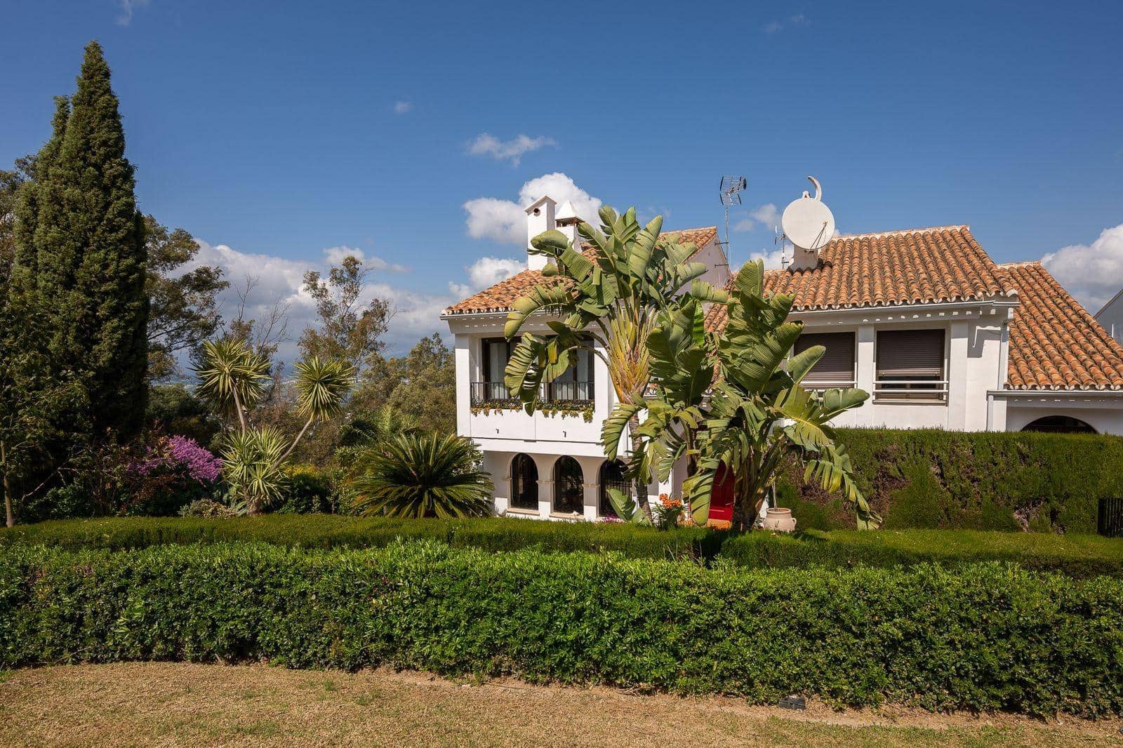 Pareado de 3 habitaciones en Alhaurín el Grande en venta con piscina - 449.500 € (Ref: 9738571)