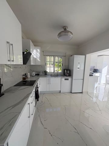 3 sovrum Finca/Hus på landet till salu i Coín med pool - 599 000 € (Ref: 9748071)