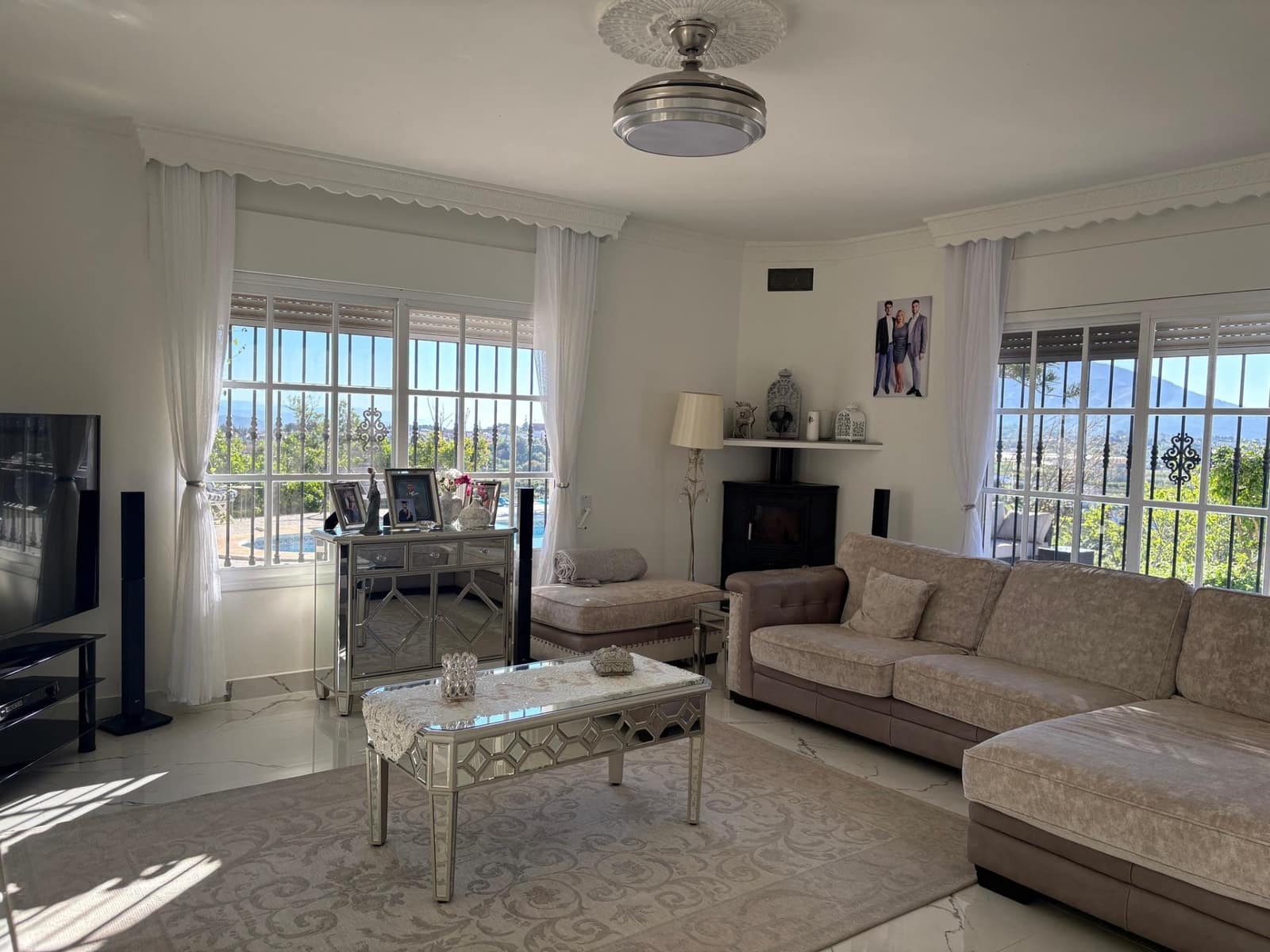 3 sovrum Finca/Hus på landet till salu i Coin med pool - 599 000 € (Ref: 9748071)