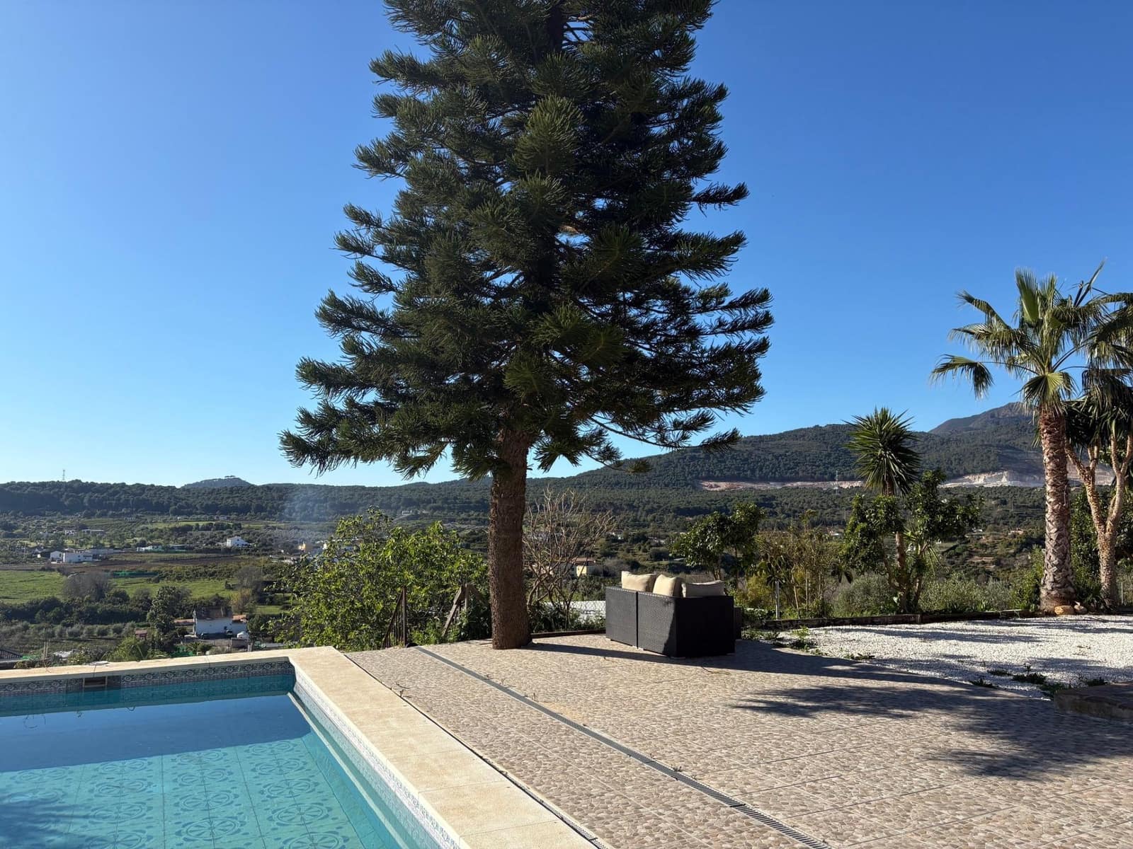 3 sovrum Finca/Hus på landet till salu i Coin med pool - 599 000 € (Ref: 9748071)