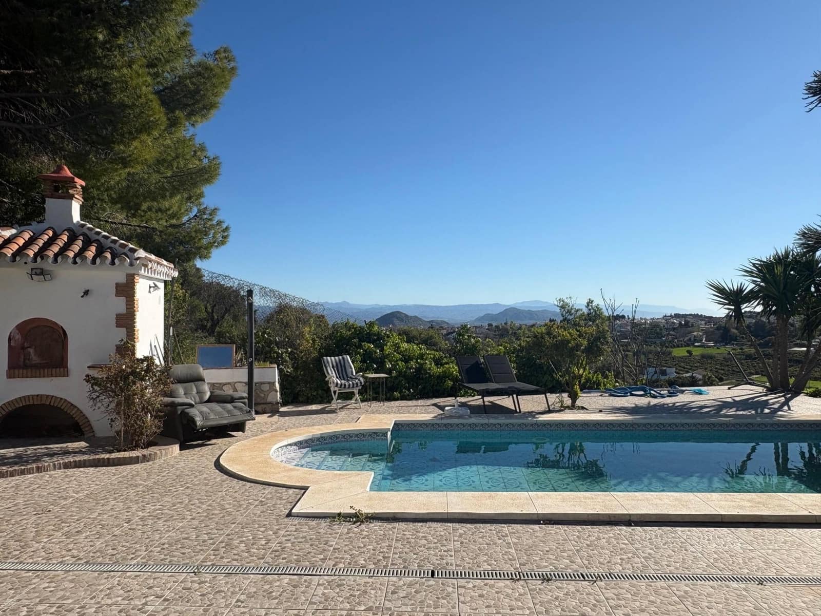 3 sovrum Finca/Hus på landet till salu i Coin med pool - 599 000 € (Ref: 9748071)