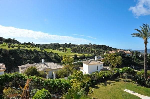 2 soveværelse Lejlighed til salg i Alhaurin Golf med swimmingpool - € 296.000 (Ref: 9752037)