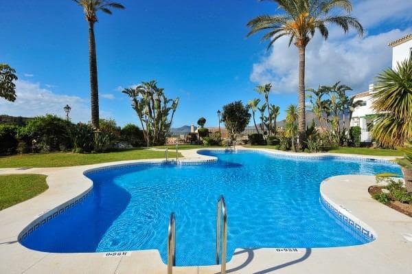 2 soveværelse Lejlighed til salg i Alhaurin Golf med swimmingpool - € 296.000 (Ref: 9752037)