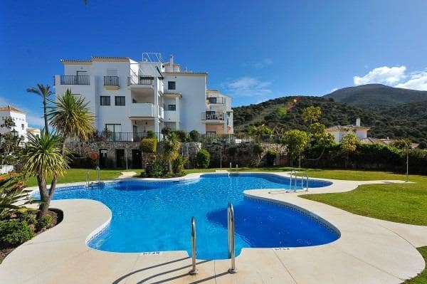 2 soveværelse Lejlighed til salg i Alhaurin Golf med swimmingpool - € 296.000 (Ref: 9752037)