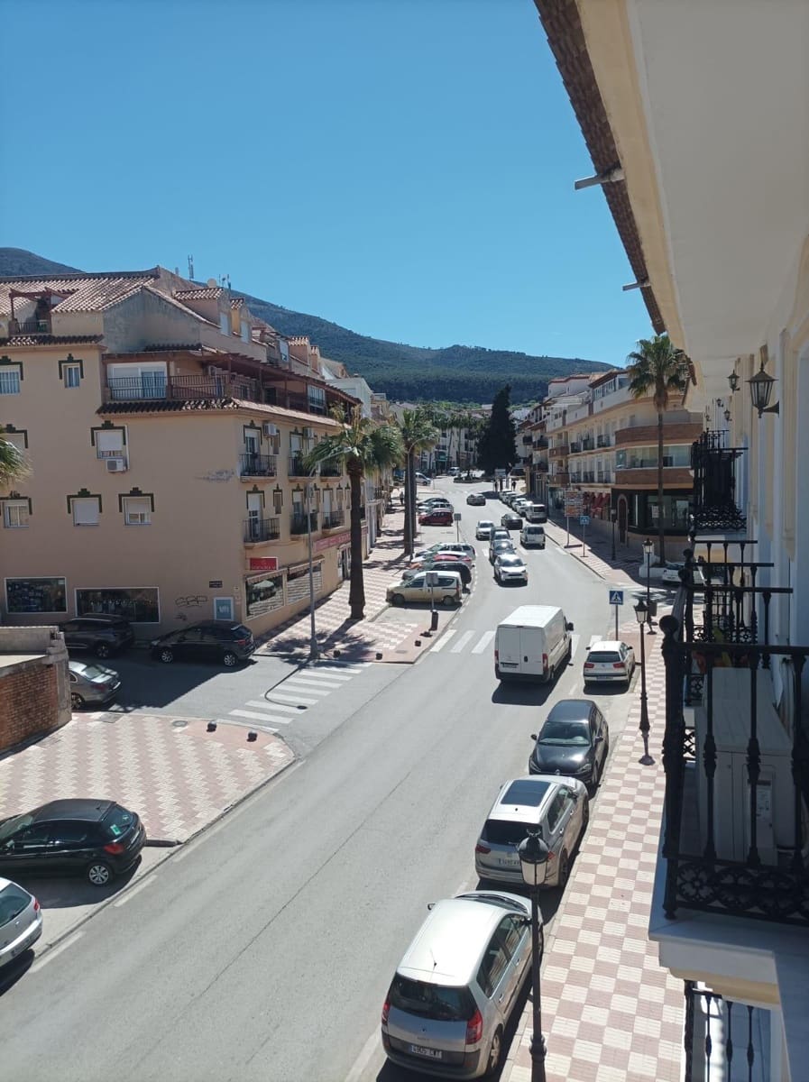 3 soveværelse Lejlighed til salg i Alhaurin el Grande - € 214.500 (Ref: 9752038)