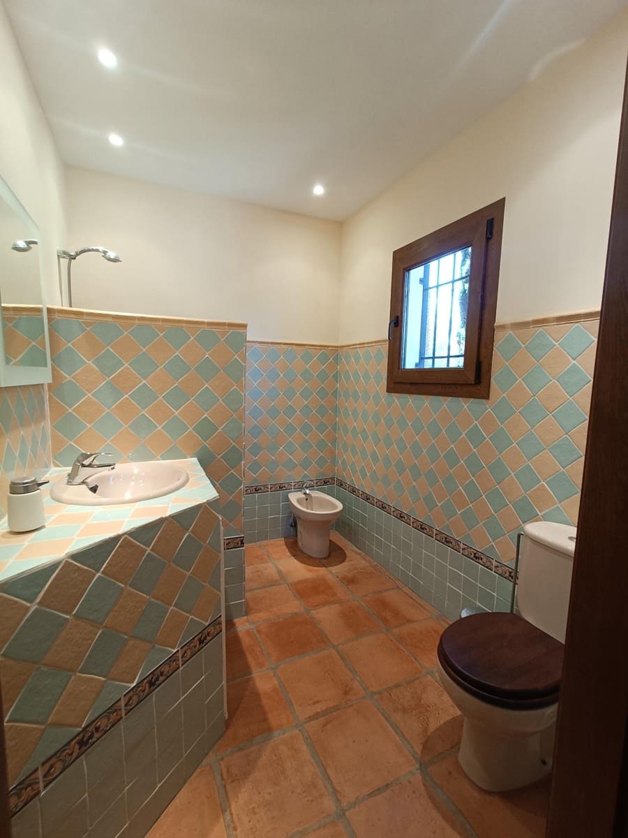 8 sypialnia Finka/Dom wiejski na sprzedaż w Coin z basenem garażem - 2 400 000 € (Ref: 9755692)