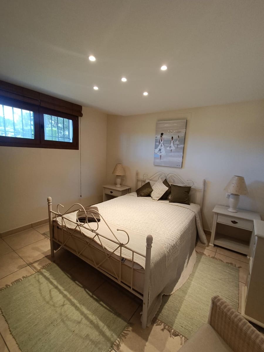 8 sypialnia Finka/Dom wiejski na sprzedaż w Coin z basenem garażem - 2 400 000 € (Ref: 9755692)