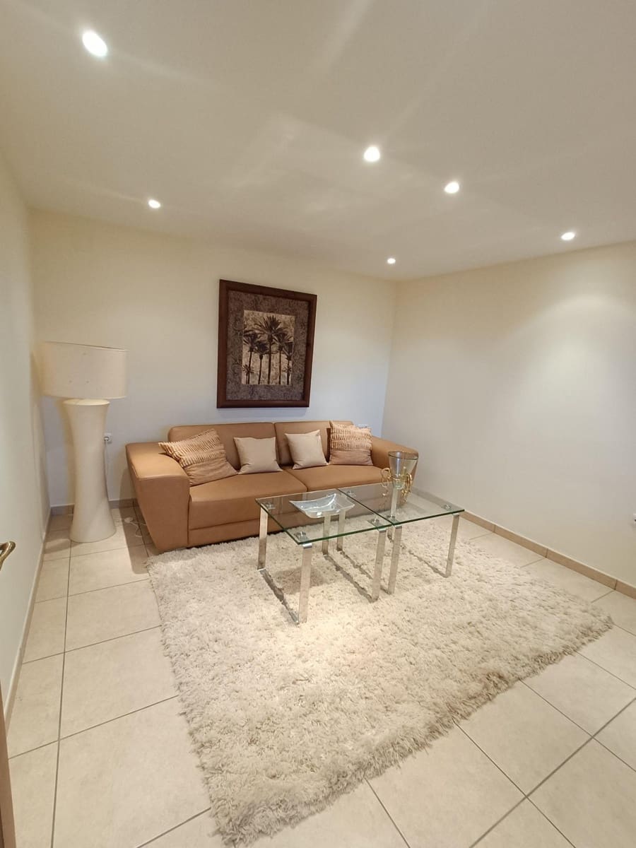 8 sypialnia Finka/Dom wiejski na sprzedaż w Coin z basenem garażem - 2 400 000 € (Ref: 9755692)