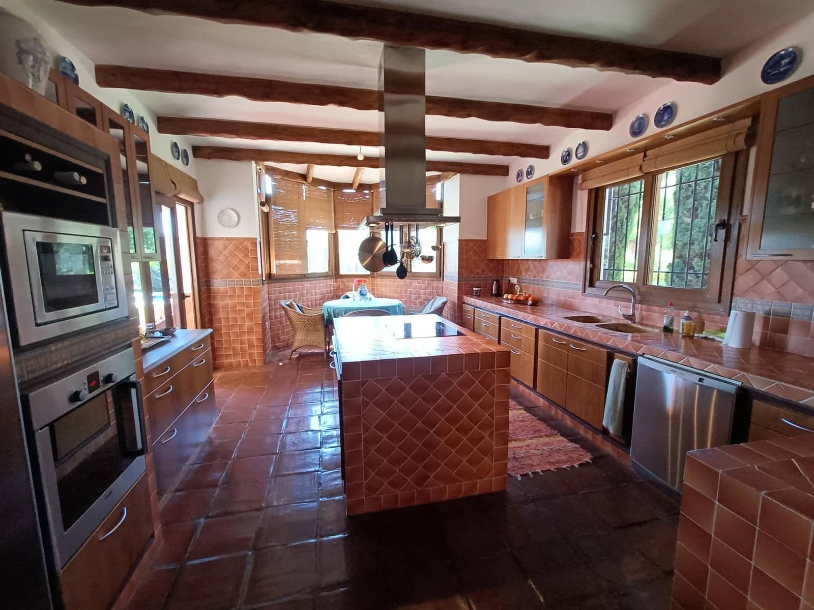 8 sypialnia Finka/Dom wiejski na sprzedaż w Coin z basenem garażem - 2 400 000 € (Ref: 9755692)