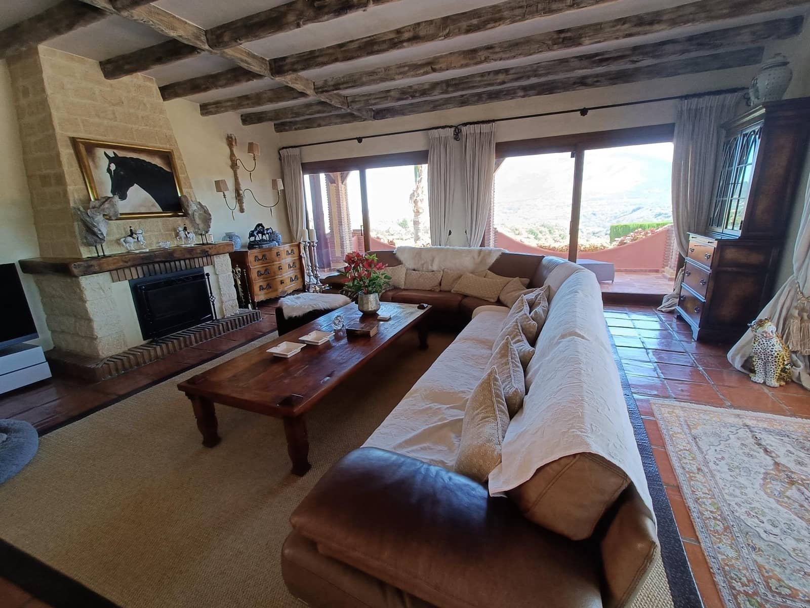 8 sypialnia Finka/Dom wiejski na sprzedaż w Coin z basenem garażem - 2 400 000 € (Ref: 9755692)