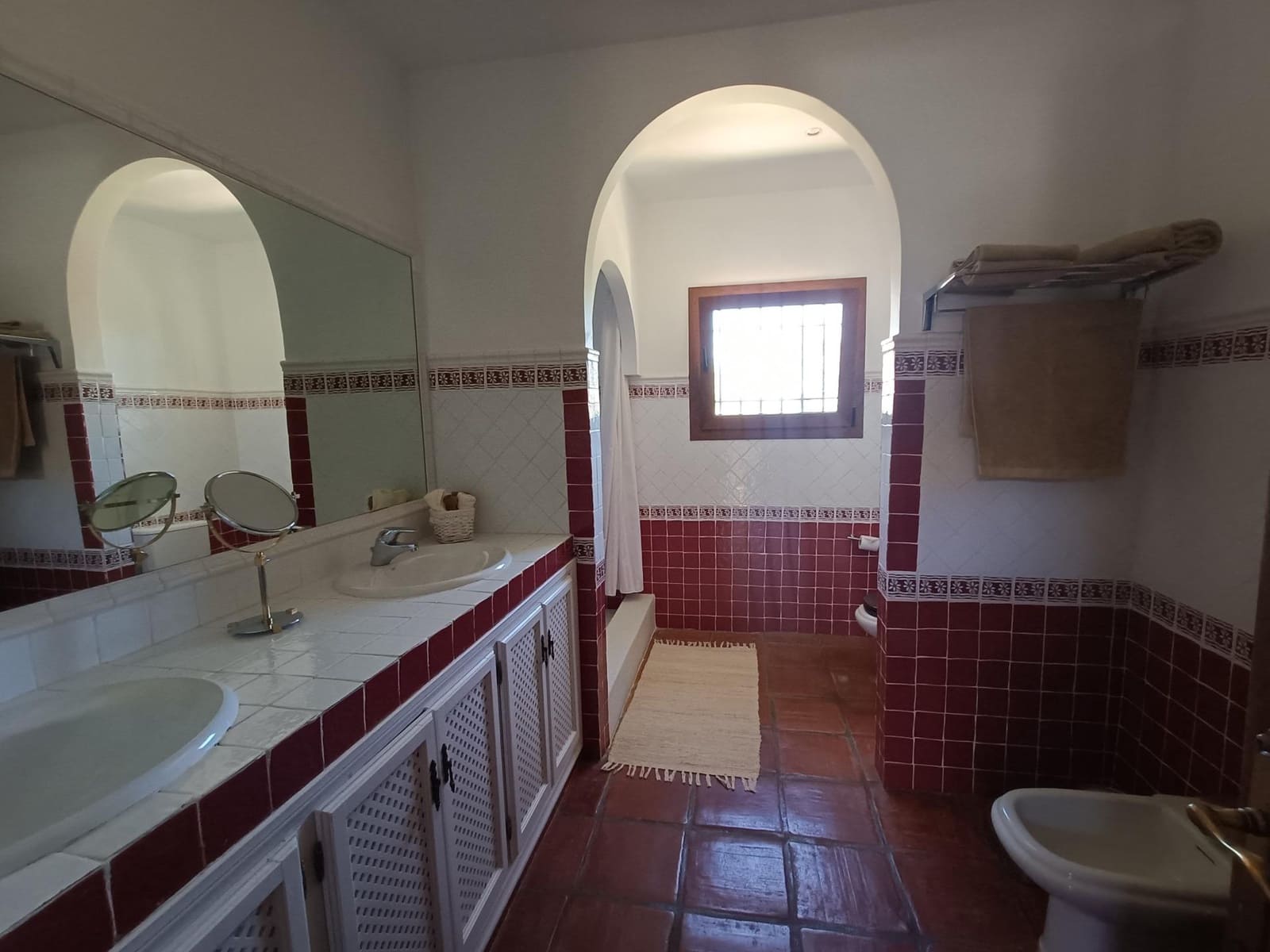 8 sypialnia Finka/Dom wiejski na sprzedaż w Coin z basenem garażem - 2 400 000 € (Ref: 9755692)