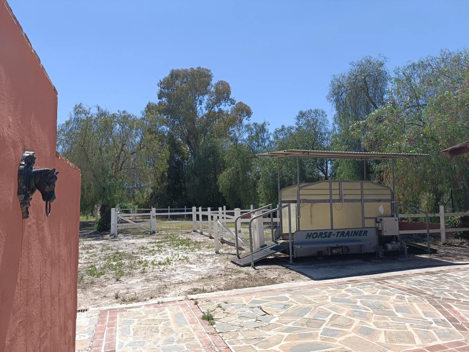 8 sypialnia Finka/Dom wiejski na sprzedaż w Coin z basenem garażem - 2 400 000 € (Ref: 9755692)