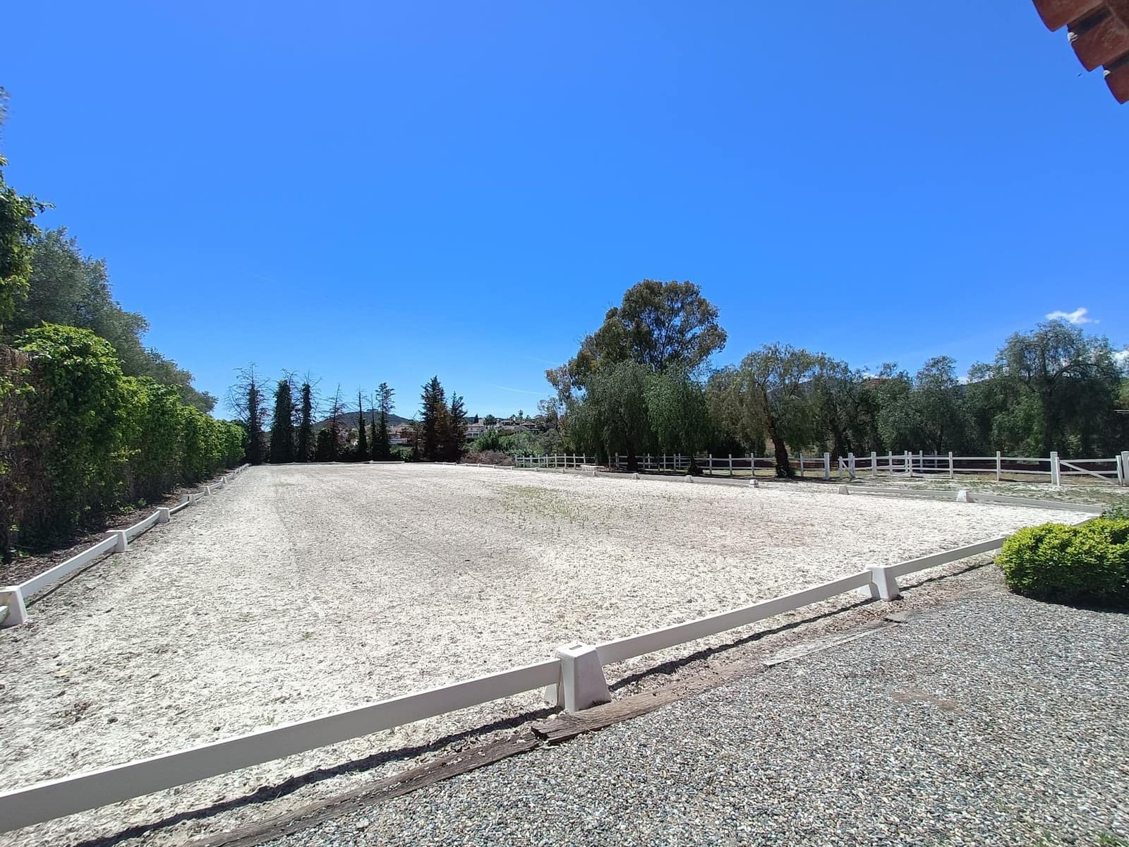 8 sypialnia Finka/Dom wiejski na sprzedaż w Coin z basenem garażem - 2 400 000 € (Ref: 9755692)