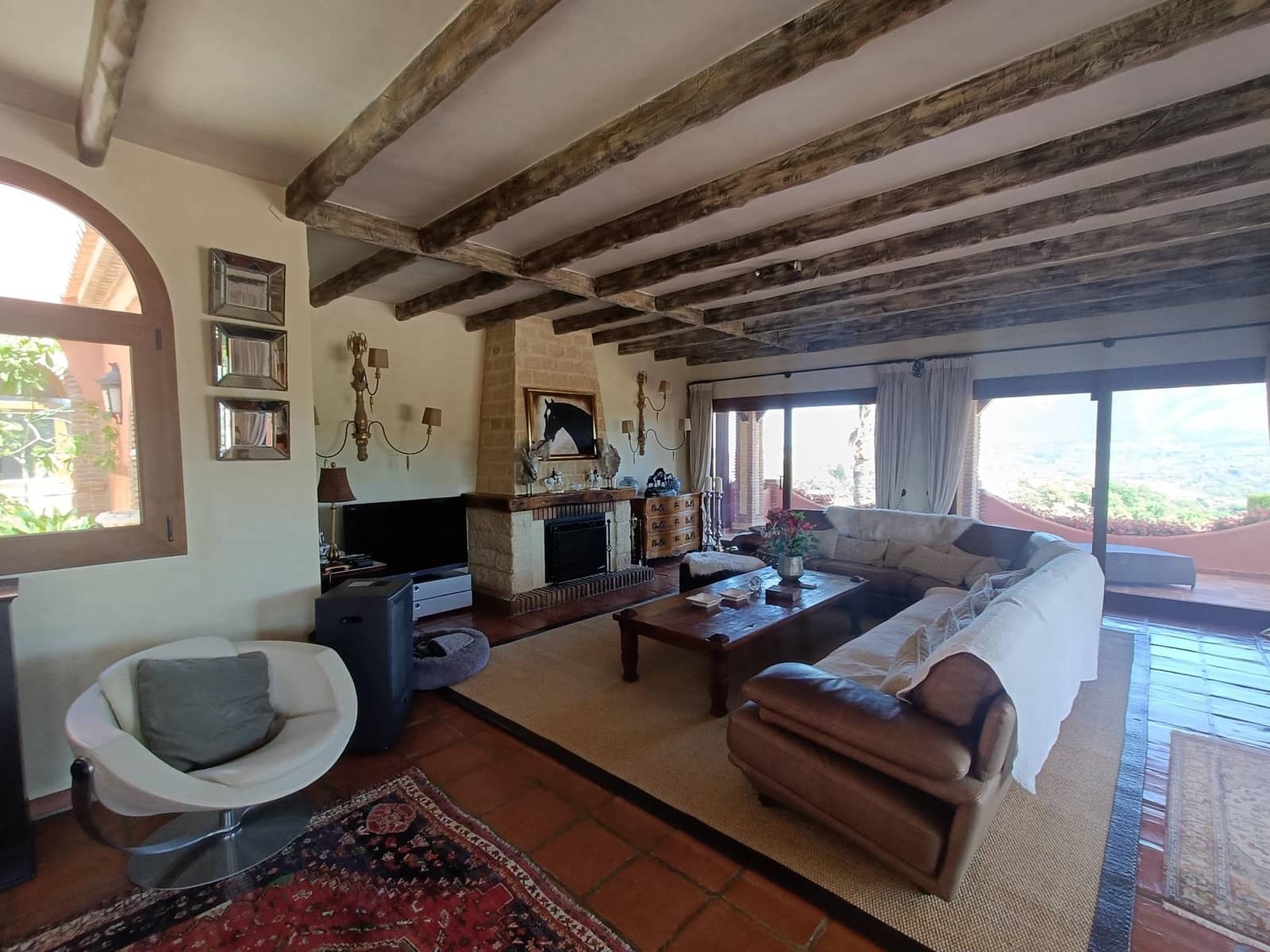 8 sypialnia Finka/Dom wiejski na sprzedaż w Coin z basenem garażem - 2 400 000 € (Ref: 9755692)