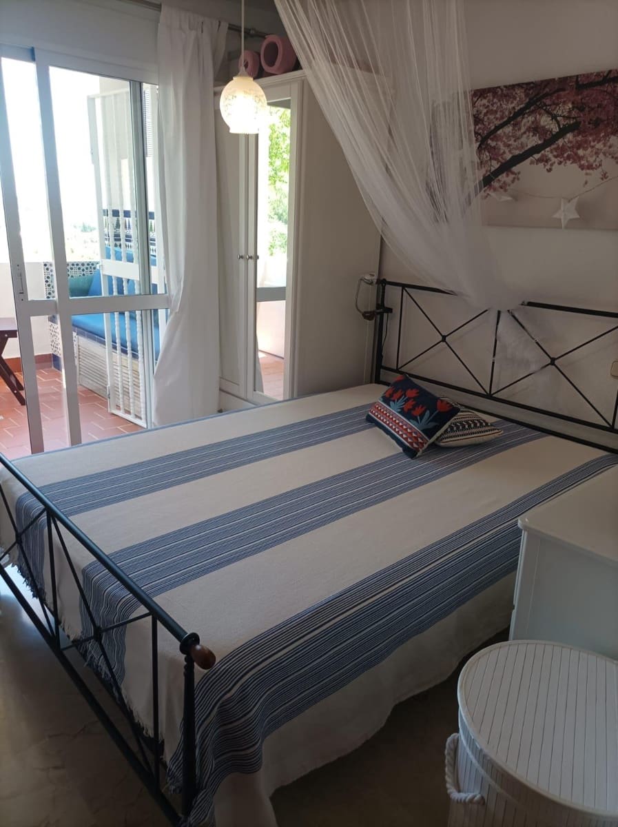 4 makuuhuone Rivitalo myytävänä paikassa Alhaurin el Grande mukana uima-altaan - 369 000 € (Ref: 9860107)