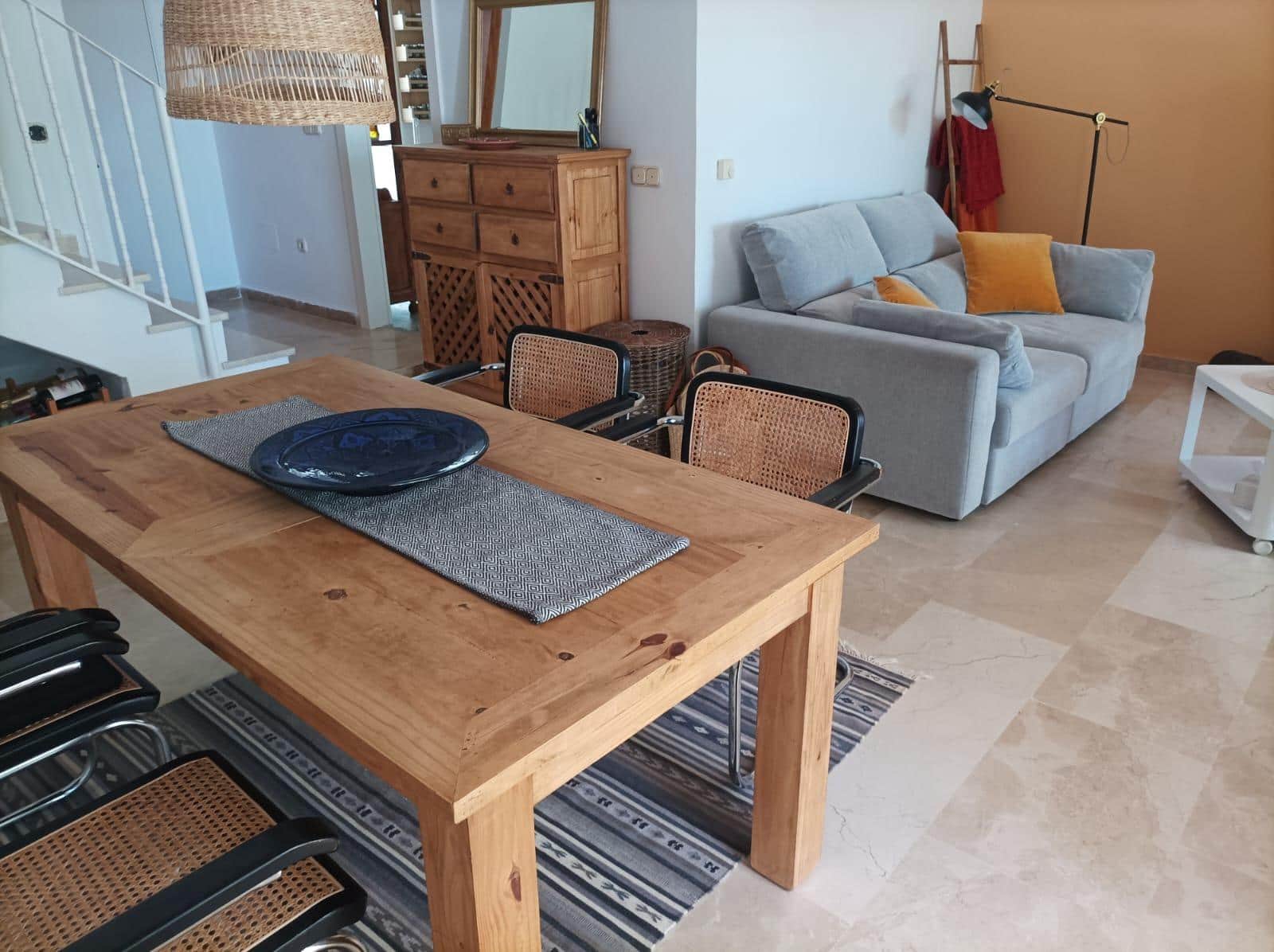 4 makuuhuone Rivitalo myytävänä paikassa Alhaurin el Grande mukana uima-altaan - 369 000 € (Ref: 9860107)