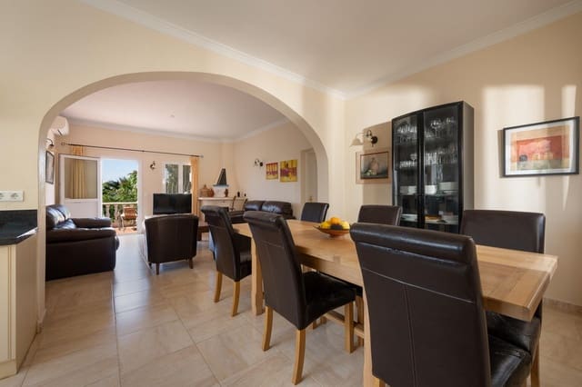 3 slaapkamer Villa te koop in Alhaurín el Grande met zwembad garage - € 549.000 (Ref: 9865210)