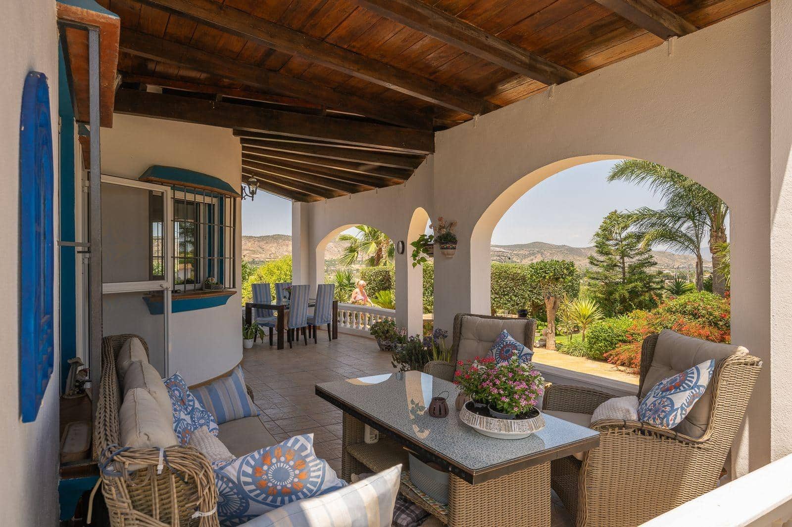 3 soveværelse Finca/Landehus til salg i Alhaurin el Grande med swimmingpool - € 590.000 (Ref: 9929407)