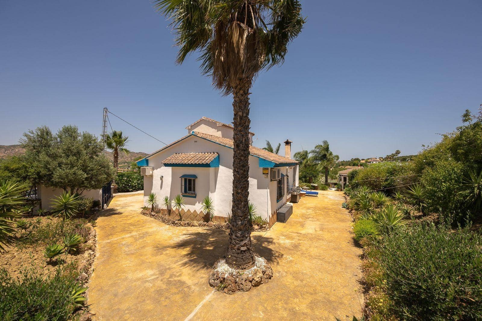 3 soveværelse Finca/Landehus til salg i Alhaurin el Grande med swimmingpool - € 590.000 (Ref: 9929407)
