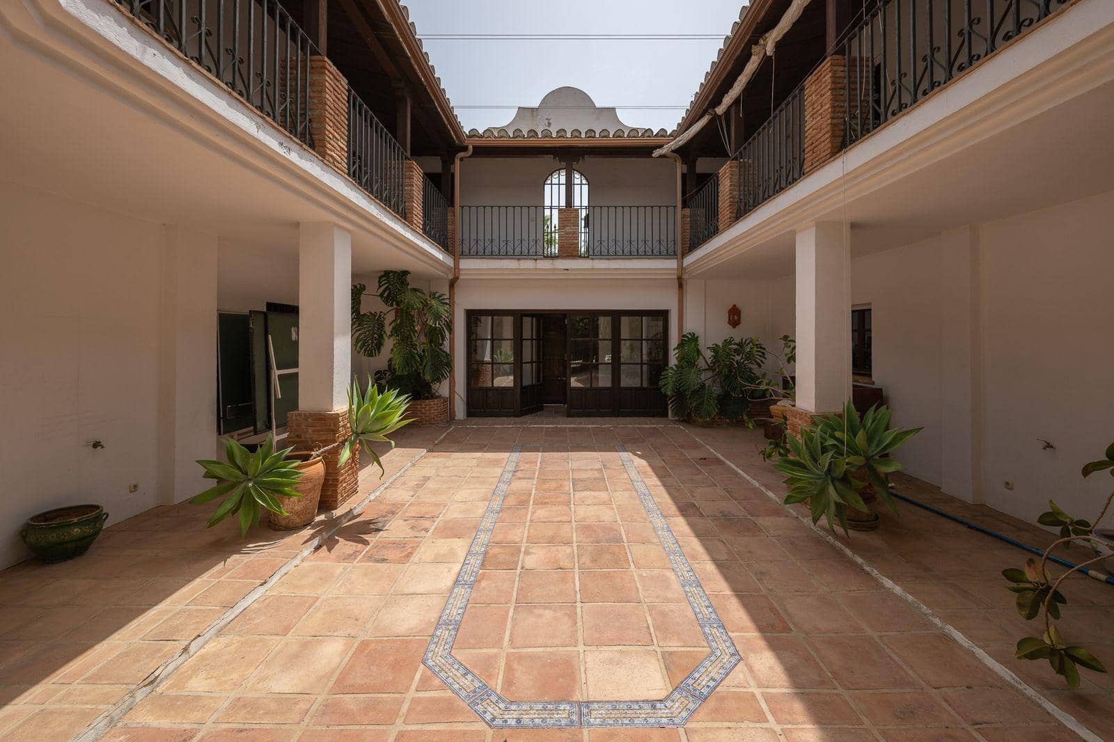 Chalet de 6 habitaciones en Alhaurín el Grande en venta con piscina garaje - 1.500.000 € (Ref: 9990735)