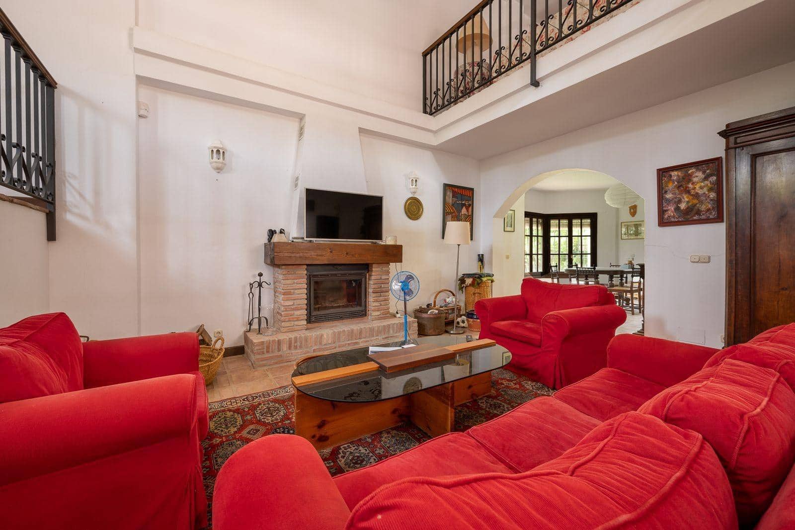 Chalet de 6 habitaciones en Alhaurín el Grande en venta con piscina garaje - 1.500.000 € (Ref: 9990735)