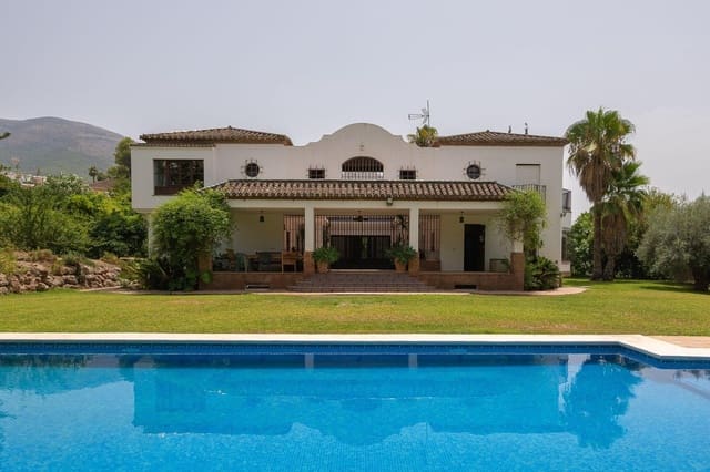 Chalet de 6 habitaciones en Alhaurín el Grande en venta con piscina garaje - 1.500.000 € (Ref: 9990735)