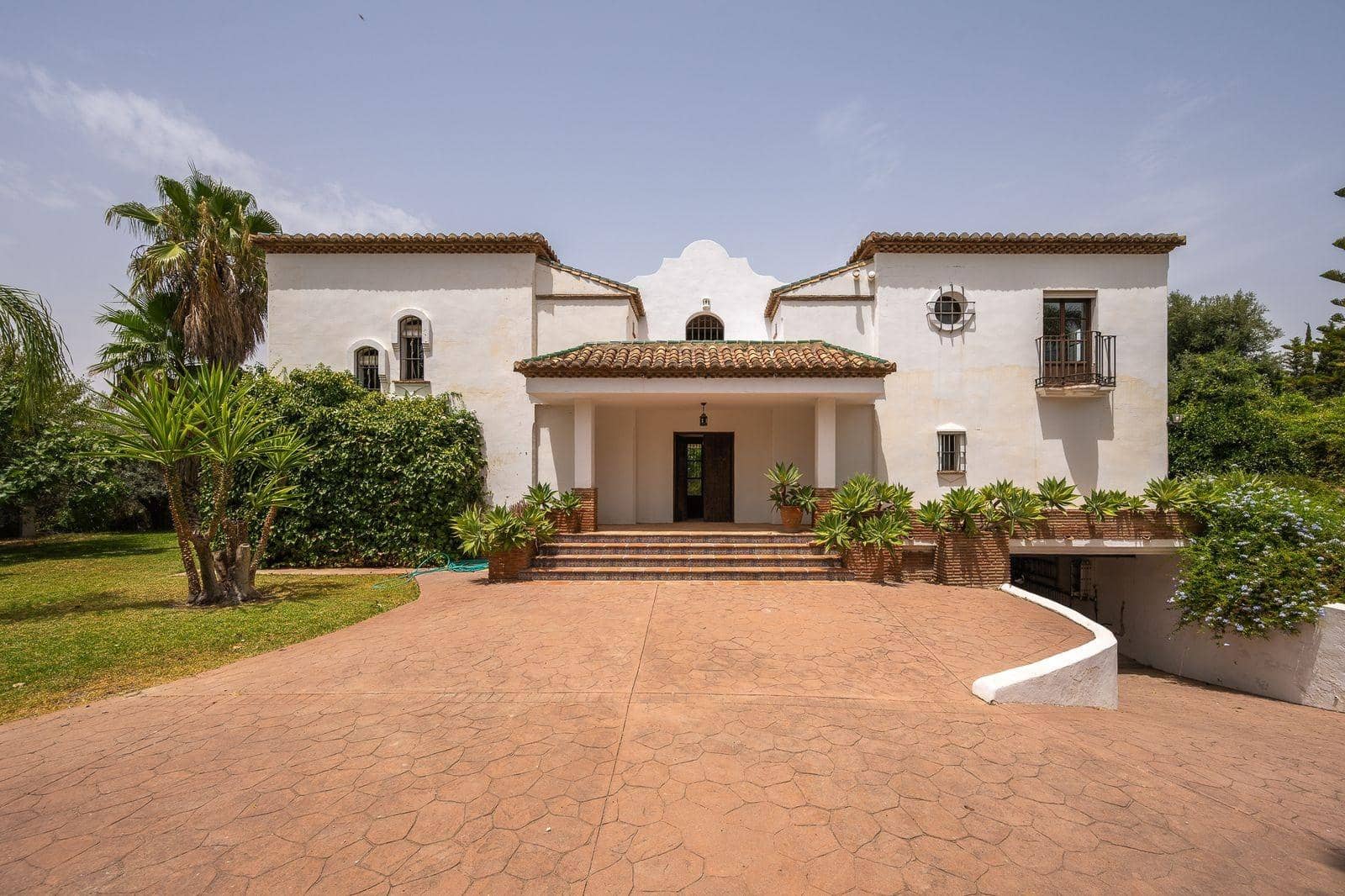 Chalet de 6 habitaciones en Alhaurín el Grande en venta con piscina garaje - 1.500.000 € (Ref: 9990735)