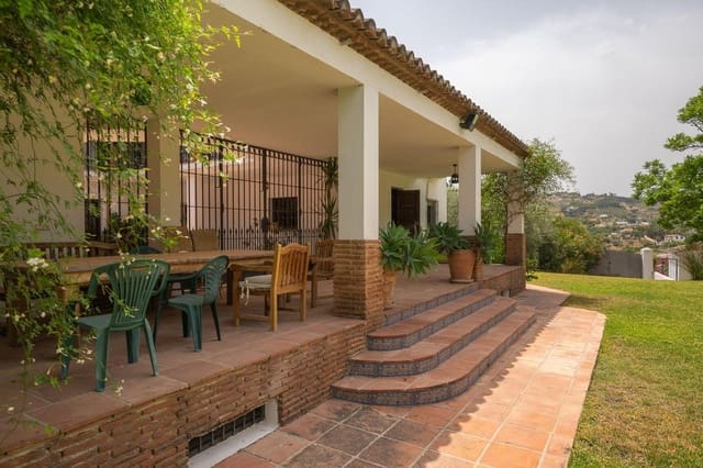 Chalet de 6 habitaciones en Alhaurín el Grande en venta con piscina garaje - 1.500.000 € (Ref: 9990735)