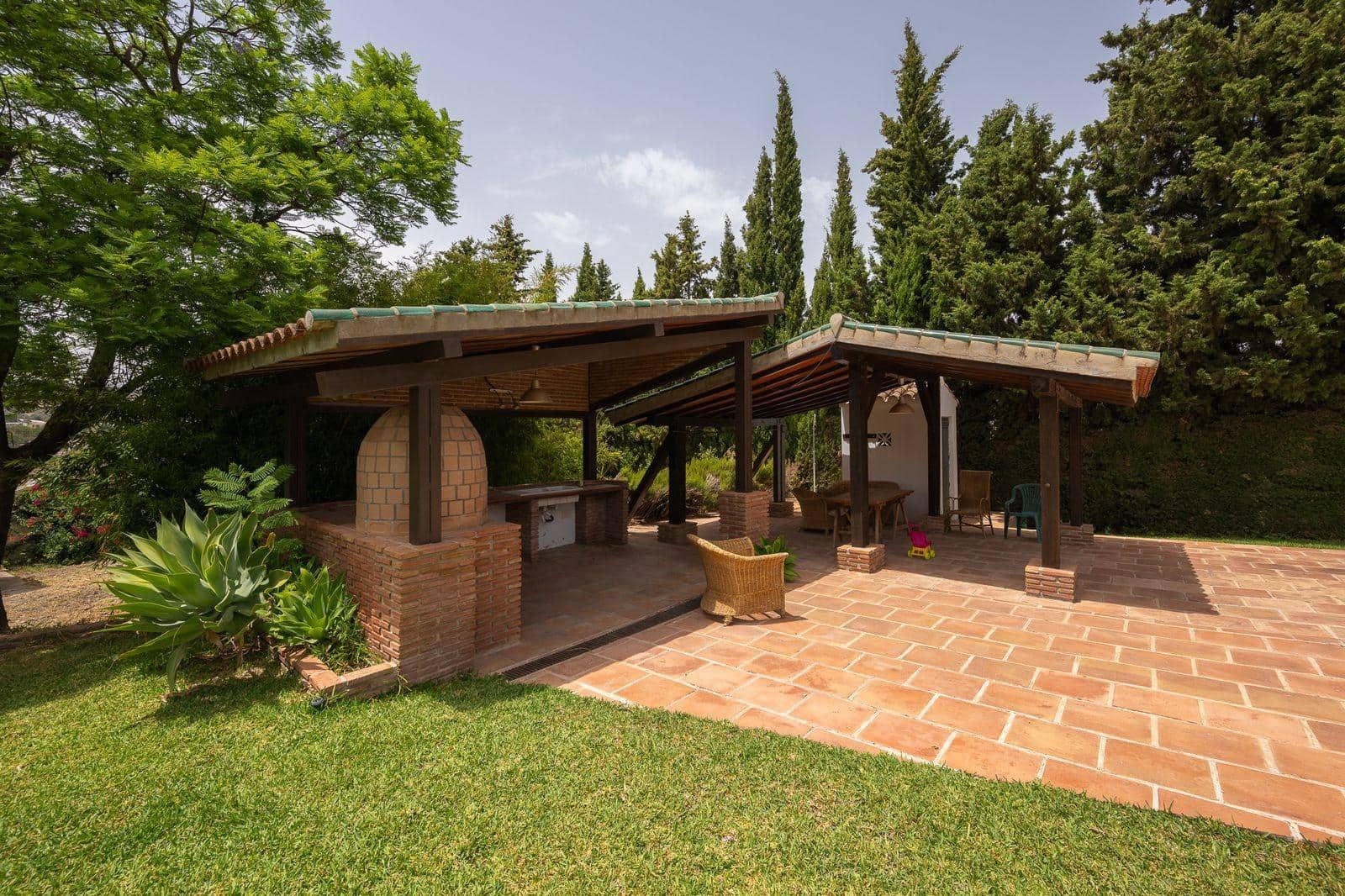 Chalet de 6 habitaciones en Alhaurín el Grande en venta con piscina garaje - 1.500.000 € (Ref: 9990735)