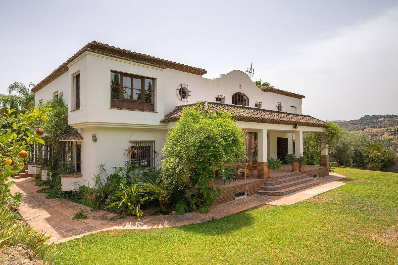 Chalet de 6 habitaciones en Alhaurín el Grande en venta con piscina garaje - 1.500.000 € (Ref: 9990735)