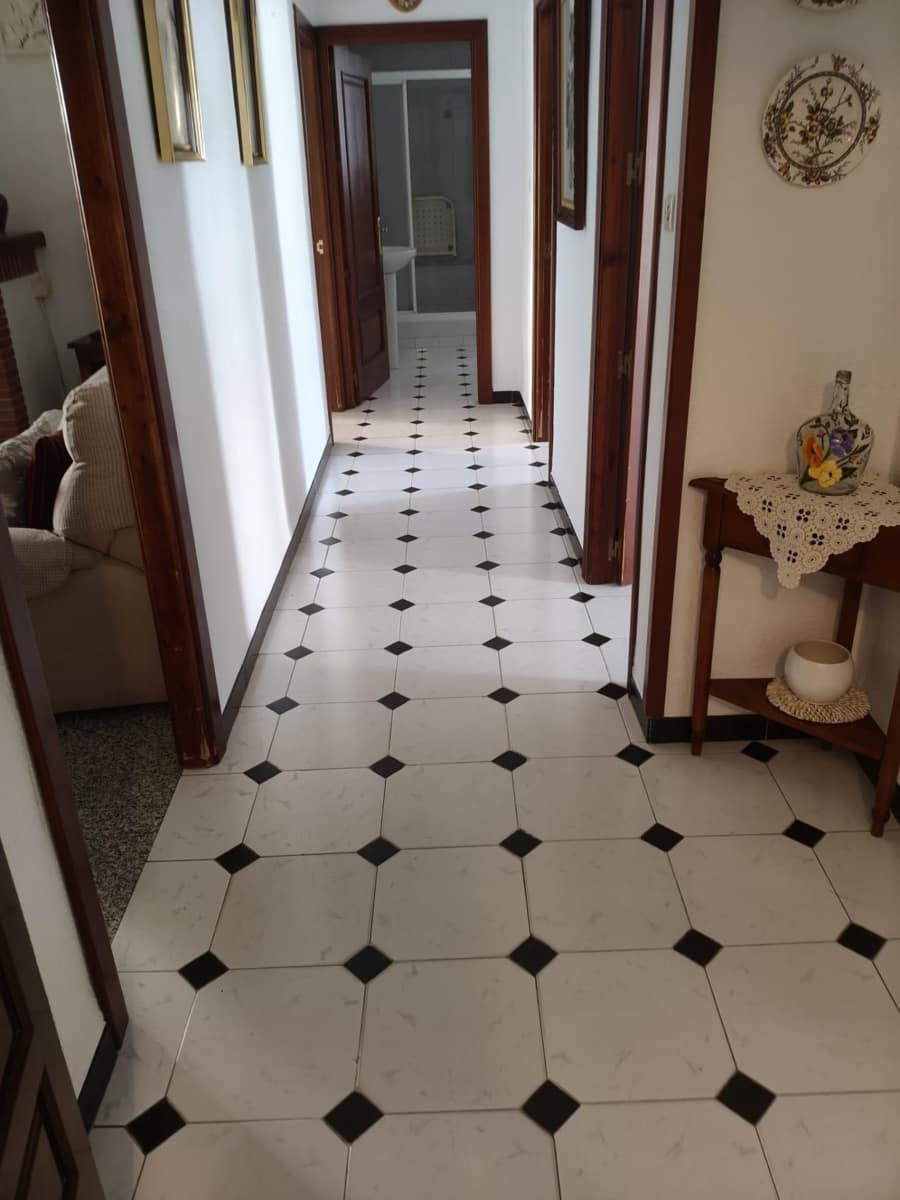 Piso de 3 habitaciones en Alhaurín el Grande en venta - 290.000 € (Ref: 9990736)