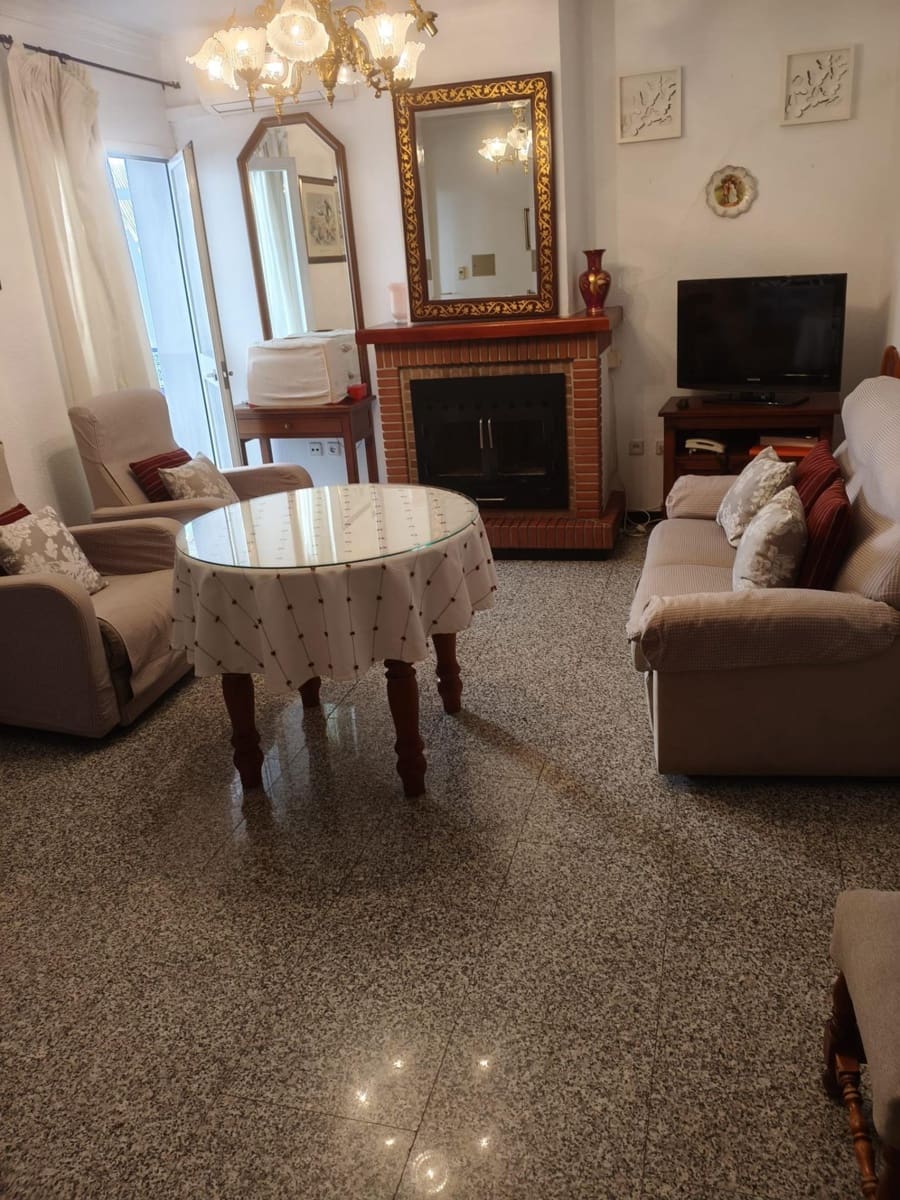 Piso de 3 habitaciones en Alhaurín el Grande en venta - 290.000 € (Ref: 9990736)