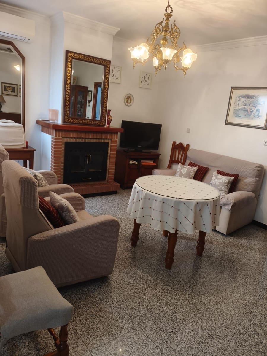 Piso de 3 habitaciones en Alhaurín el Grande en venta - 290.000 € (Ref: 9990736)
