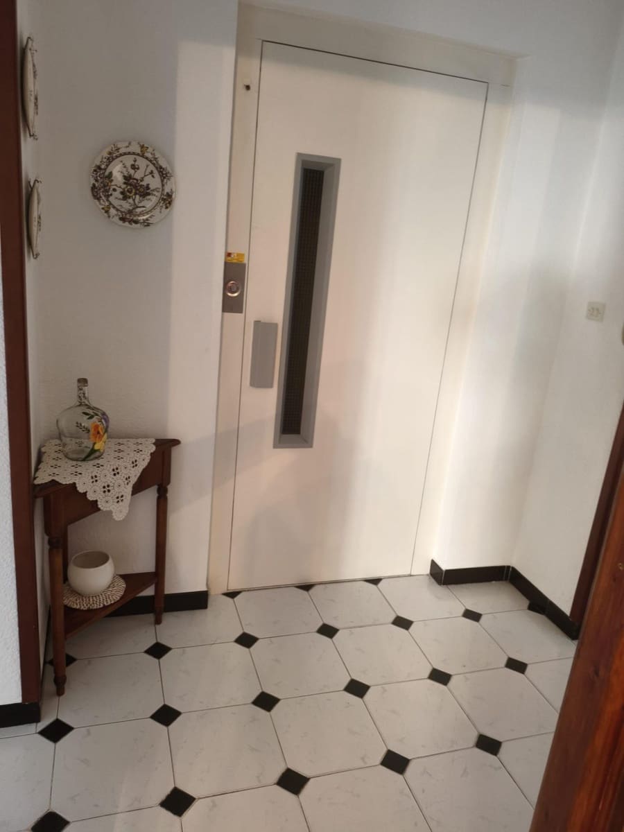 Piso de 3 habitaciones en Alhaurín el Grande en venta - 290.000 € (Ref: 9990736)