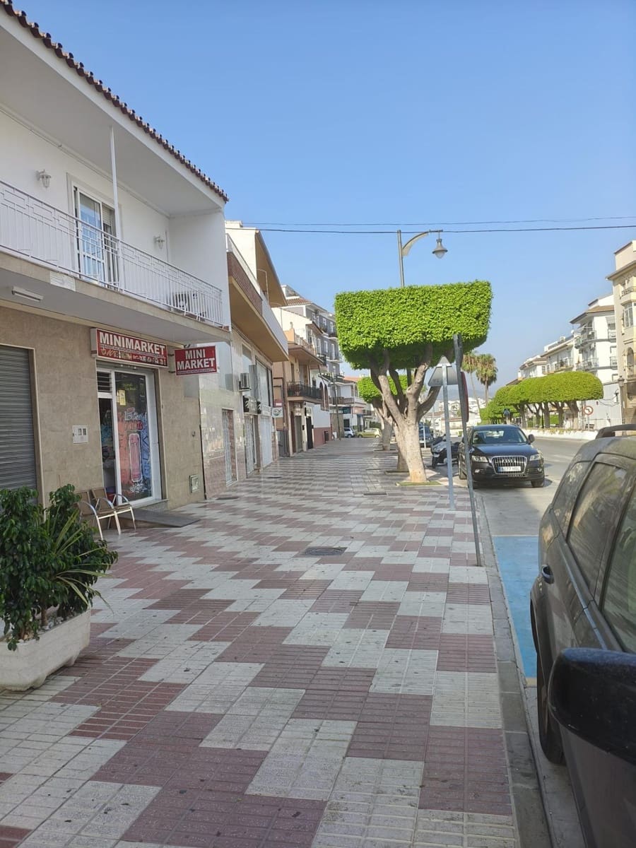 Piso de 3 habitaciones en Alhaurín el Grande en venta - 290.000 € (Ref: 9990736)