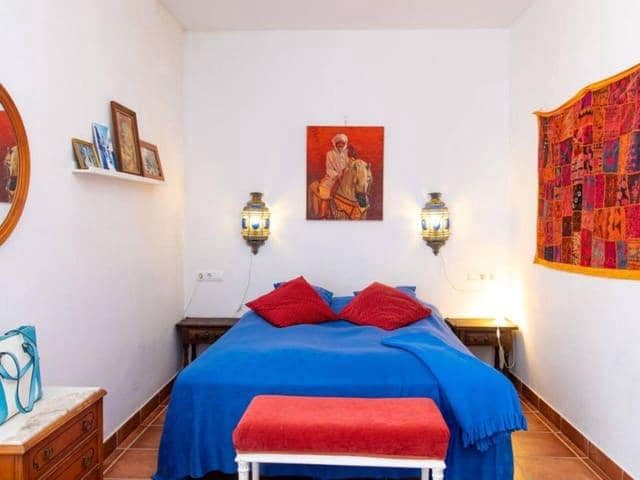 4 bedroom Villa for holiday rental in Torrox with pool - € 2,600 (Ref: 8124786)