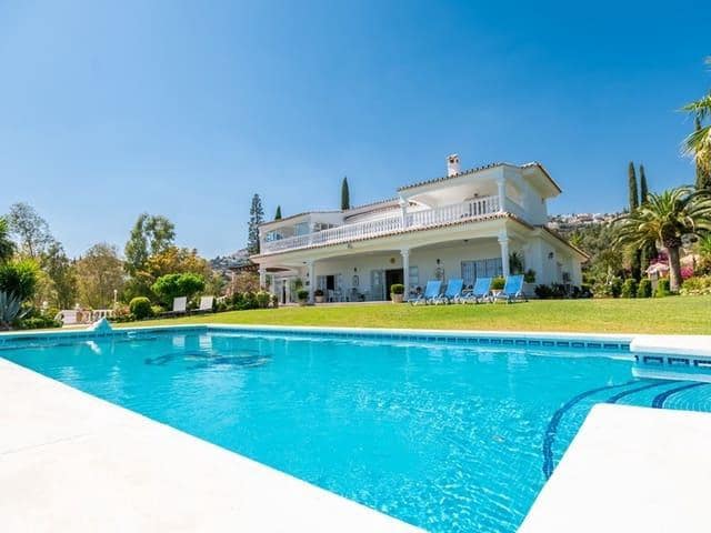 4 quarto Moradia para arrendamento para férias em Benalmadena Costa com piscina Garagem - 2 550 € (Ref: 8124787)