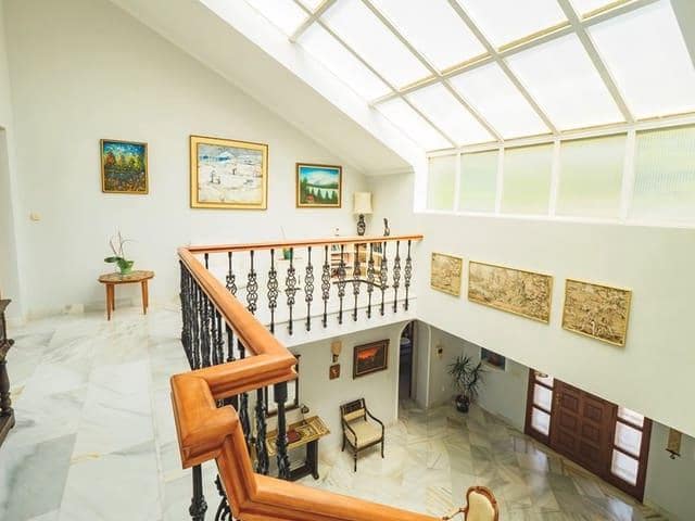 4 quarto Moradia para arrendamento para férias em Benalmadena Costa com piscina Garagem - 2 550 € (Ref: 8124787)