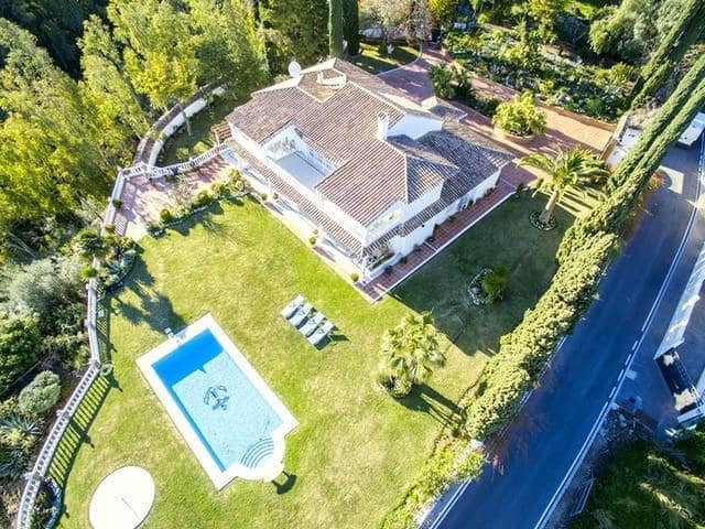 4 quarto Moradia para arrendamento para férias em Benalmadena Costa com piscina Garagem - 2 550 € (Ref: 8124787)