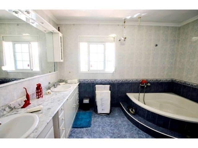 4 sovrum Villa för semesterbostäder i Alhaurin de la Torre med pool garage - 2 290 € (Ref: 8124790)