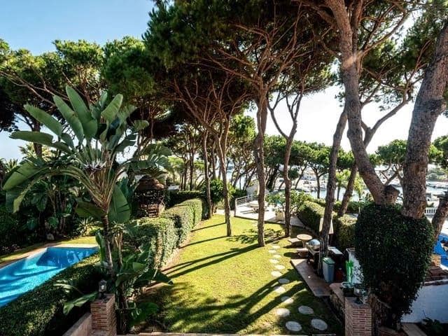   4 soveværelse   ferieVilla i Marbella   med   swimmingpool  garage  - € 3.400 (Ref: 8124852)