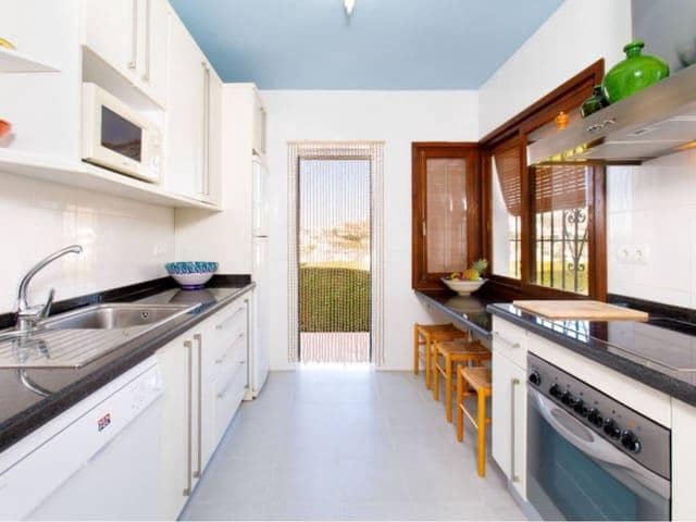 4 slaapkamer Villa voor vakantieverhuur in Rincon de la Victoria met zwembad - € 2.100 (Ref: 8124864)