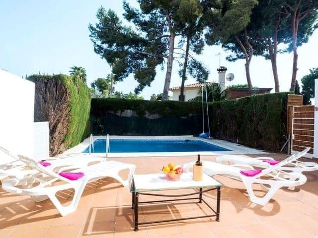 4 camera da letto Villa da affitare come casa vacanza in Benamara - Atalaya, Estepona con piscina garage - 1.920 € (Rif: 8124872)