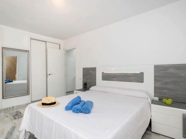 4 camera da letto Villa da affitare come casa vacanza in New Golden Mile con piscina garage - 1.920 € (Rif: 8124872)