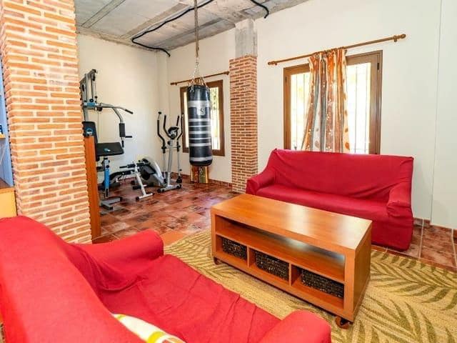 5 makuuhuone Huvila lomavuokrausta paikassa Benalmadena Costa mukana uima-altaan 
autotalli - 2 000 € (Ref: 8124916)