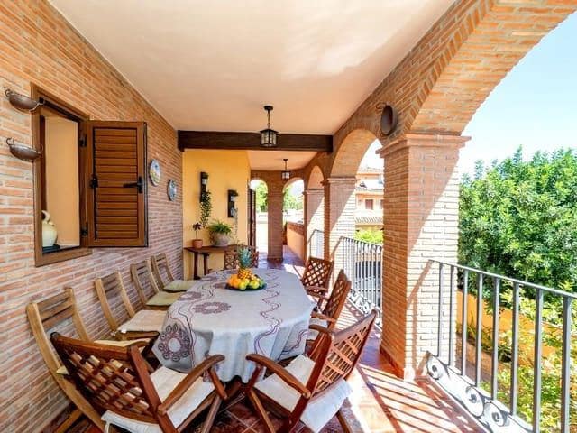 5 sovrum Villa för semesterbostäder i Benalmadena Costa, Benalmádena med pool garage - 2 000 € (Ref: 8124916)