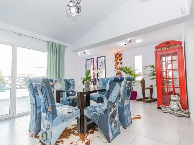   3 soveværelse   ferieVilla i Churriana   med   swimmingpool  garage  - € 1.915 (Ref: 8124918)