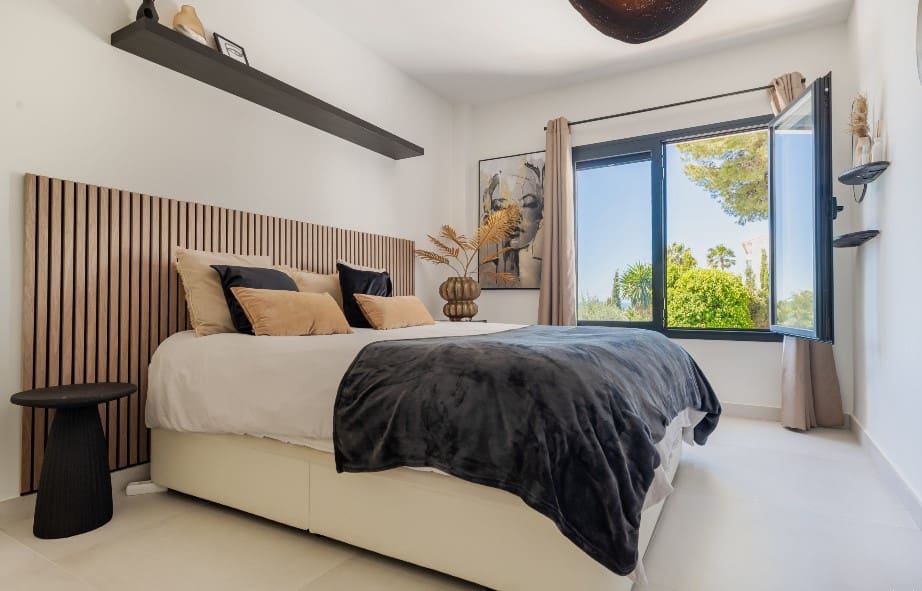 5 slaapkamer Villa voor vakantieverhuur in Marbella met zwembad garage - € 3.445 (Ref: 8217196)