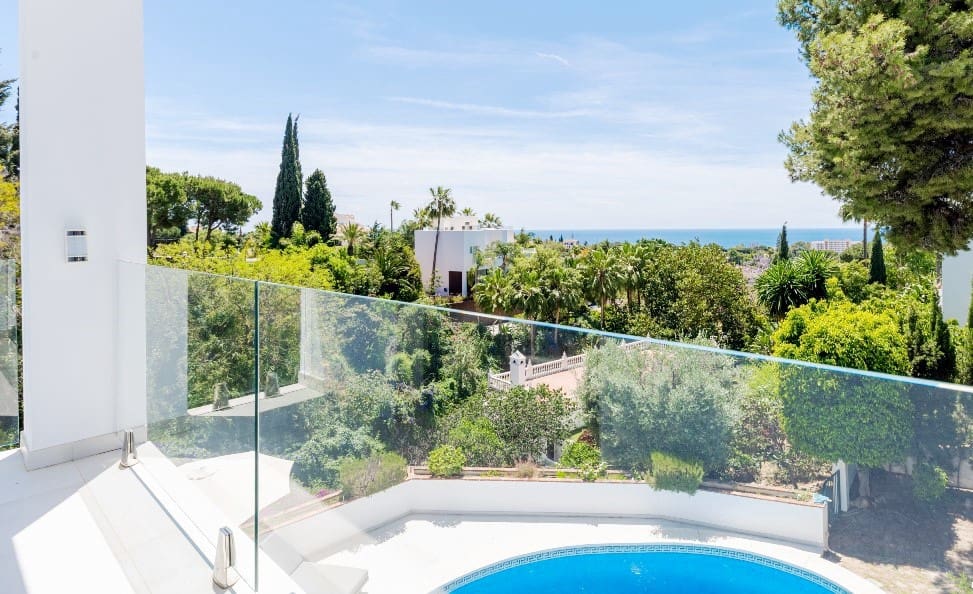 5 slaapkamer Villa voor vakantieverhuur in Marbella met zwembad garage - € 3.445 (Ref: 8217196)