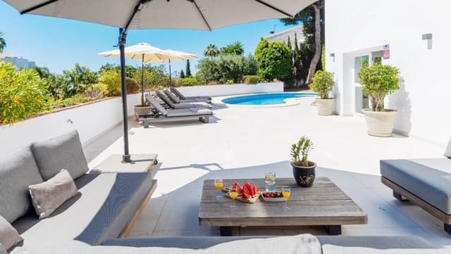 5 camera da letto Villa da affitare come casa vacanza in El Rosario, Marbella con piscina garage - 3.445 € (Rif: 8217196)